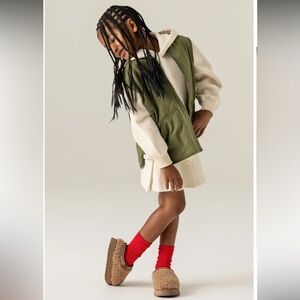 UGG Kids Slippers in Tan